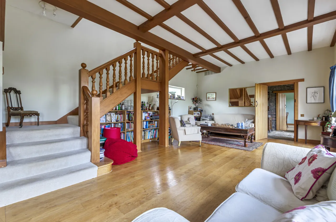 Homestall Lane, Ashurst Wood, East Grinstead, West Sussex, RH19 3PH, photo 16