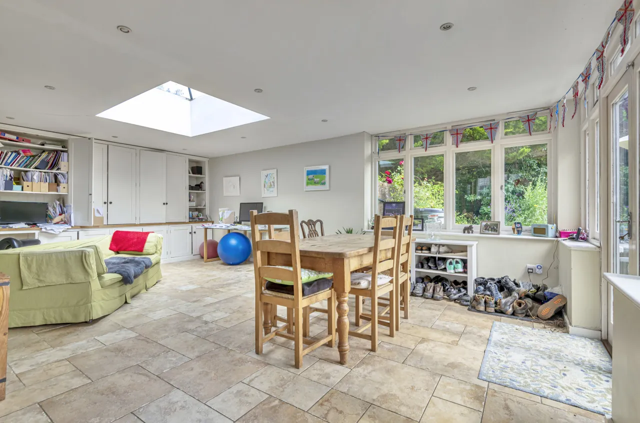 Homestall Lane, Ashurst Wood, East Grinstead, West Sussex, RH19 3PH, photo 28