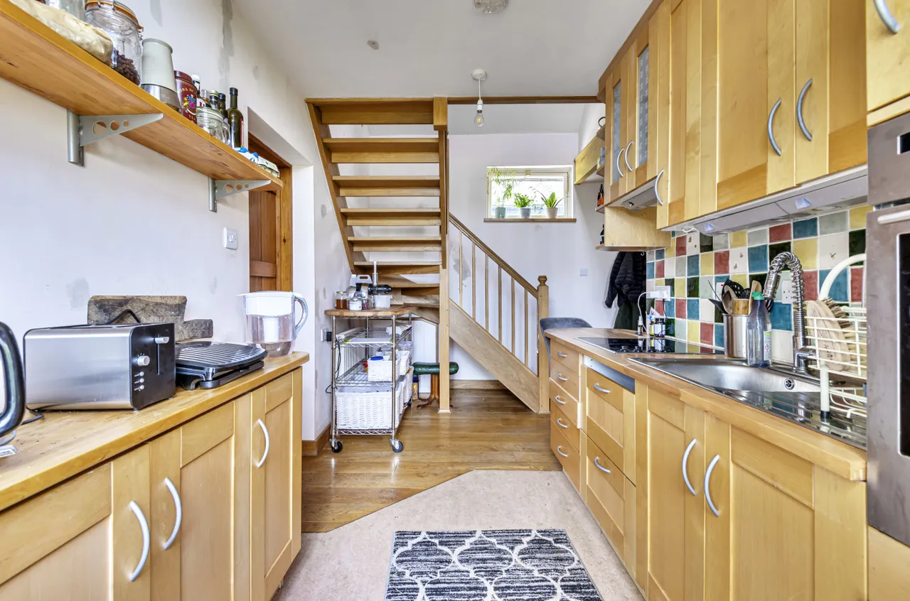 Homestall Lane, Ashurst Wood, East Grinstead, West Sussex, RH19 3PH, photo 29