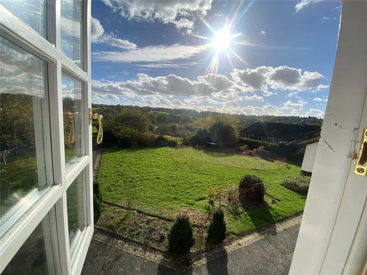 Homestall Lane, Ashurst Wood, East Grinstead, West Sussex, RH19 3PH, photo 22