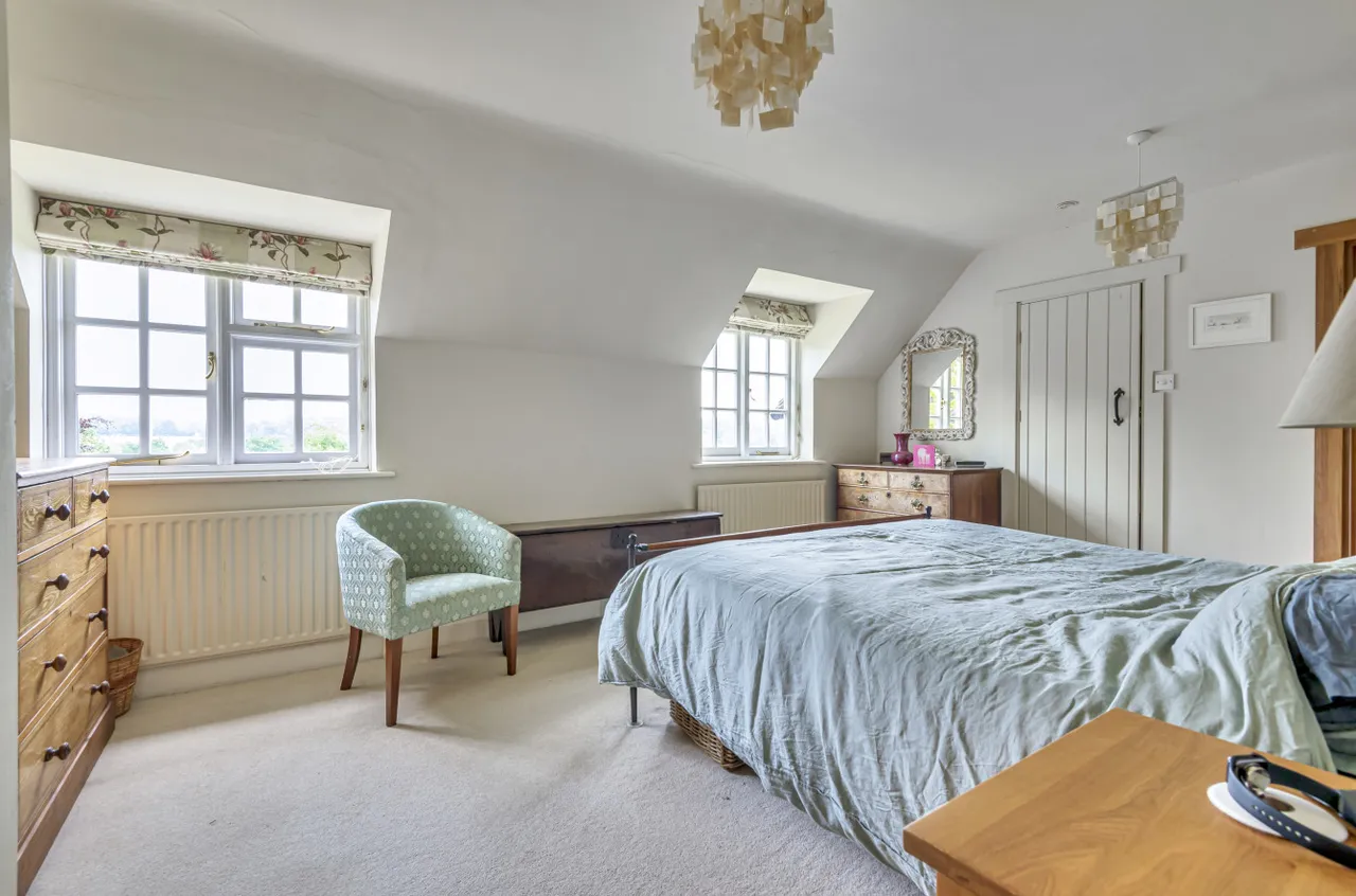 Homestall Lane, Ashurst Wood, East Grinstead, West Sussex, RH19 3PH, photo 12
