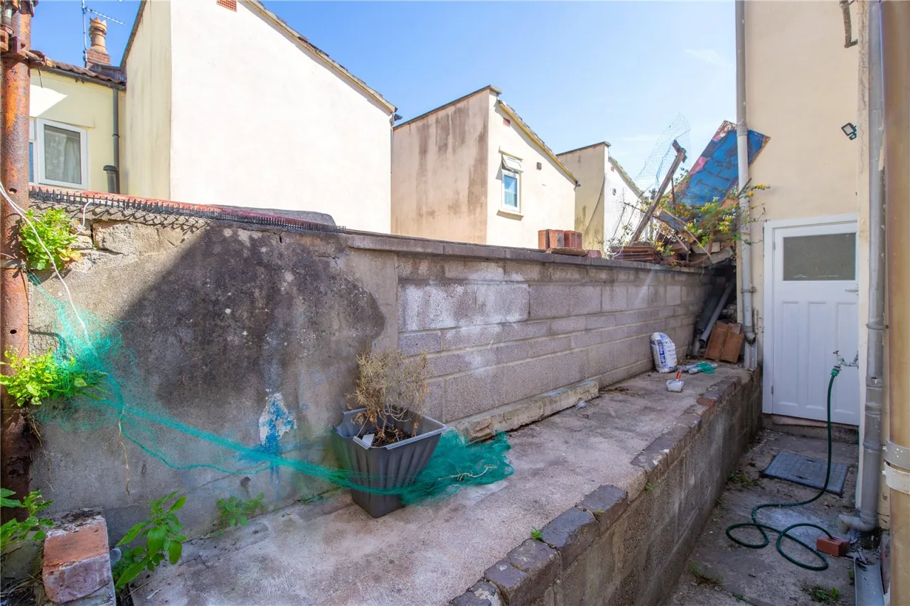 London Road, St. Pauls, BS2, photo 17