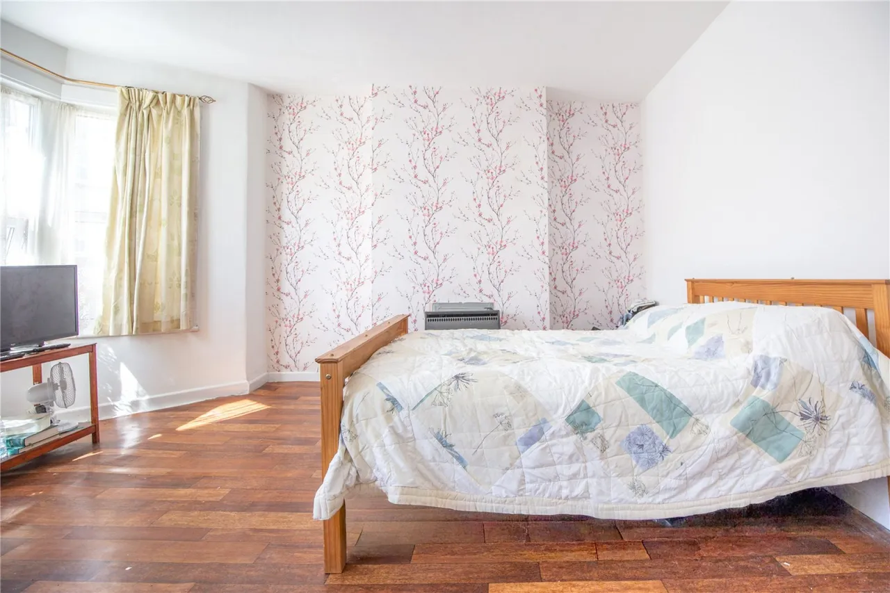 London Road, St. Pauls, BS2, photo 13