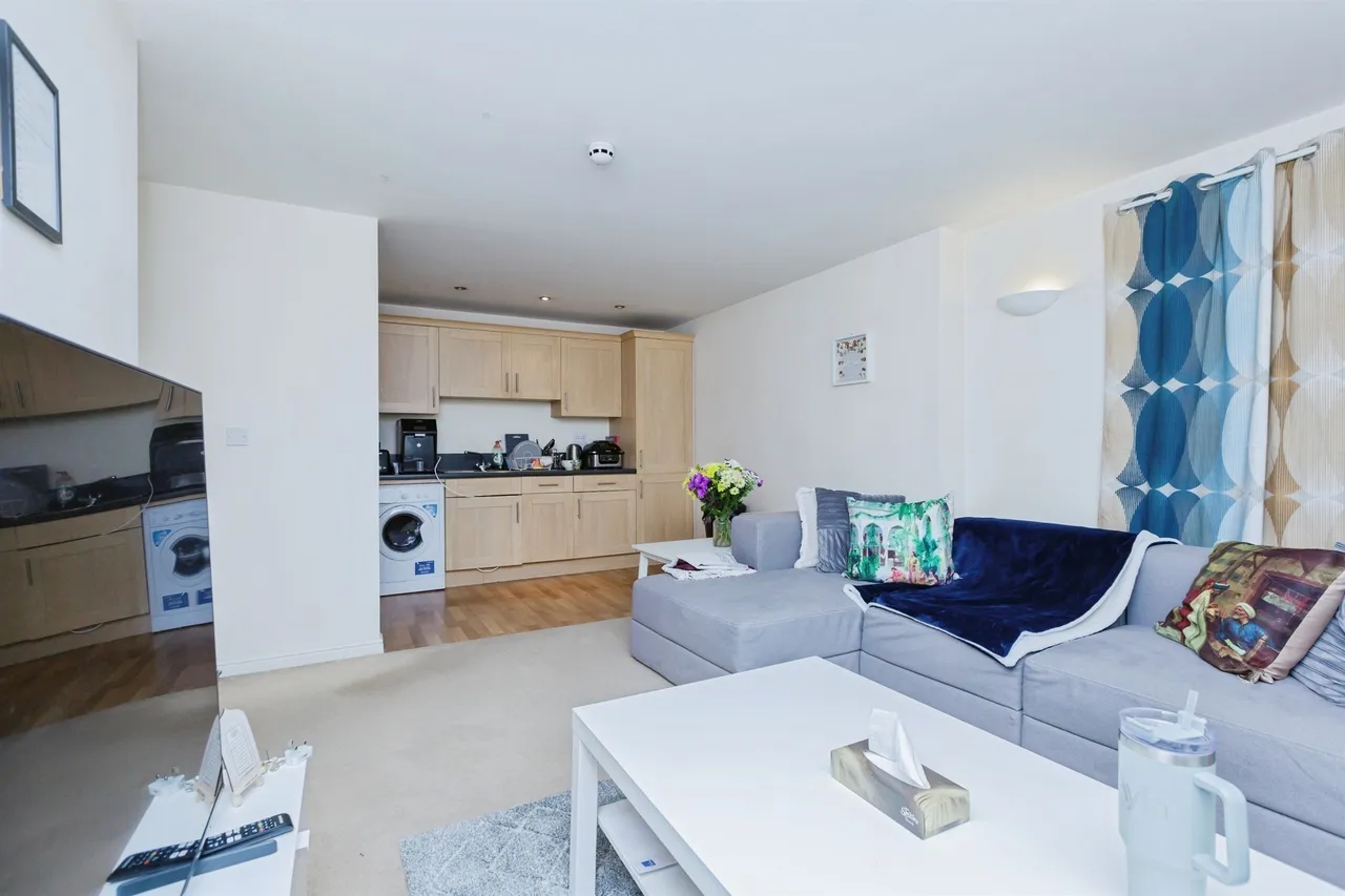 Honeywell Close, Oadby, LE2, photo 6