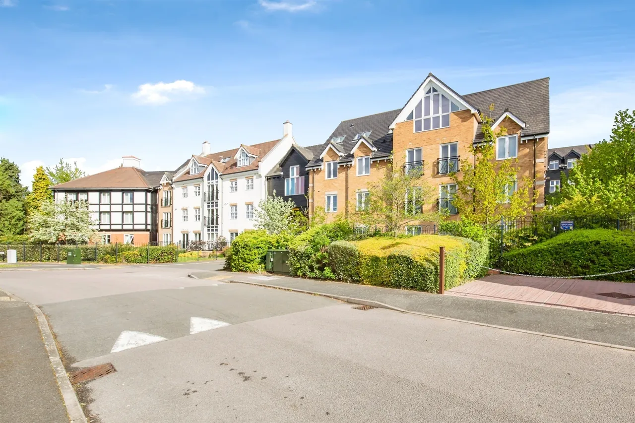 Honeywell Close, Oadby, LE2, photo 2