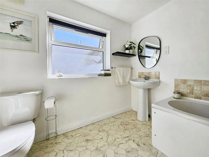 School Road, Newton Abbot, Devon, TQ12, photo 9