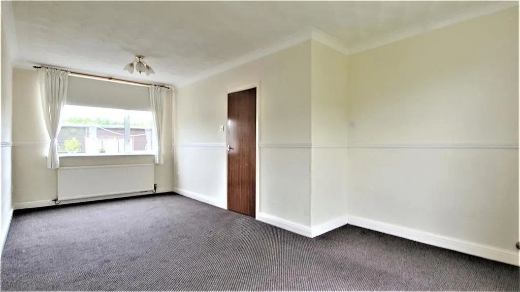 3 bed house to rent — Cairns Crescent, Blacon, CHESTER