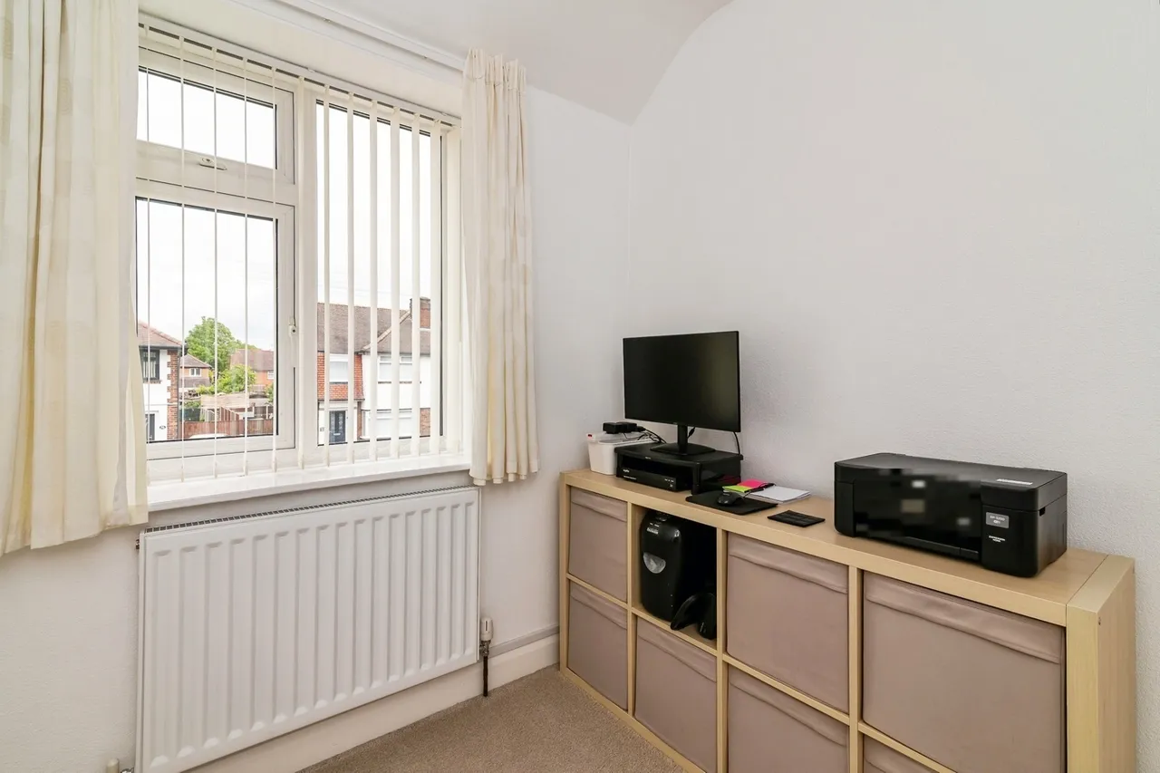 Barlock Road, NOTTINGHAM, Nottinghamshire, NG6, photo 15