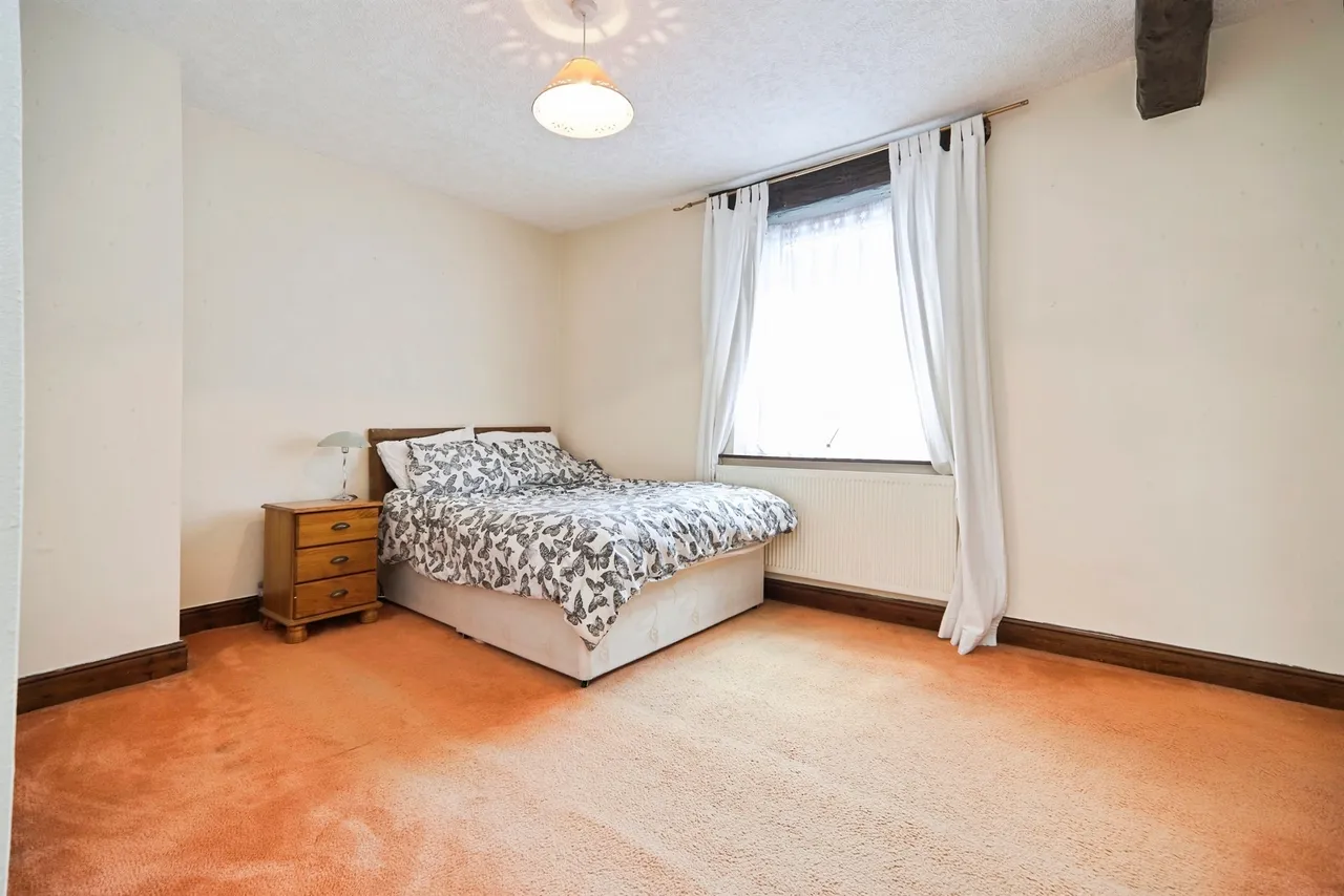 Moorside Road, Bradford, photo 9