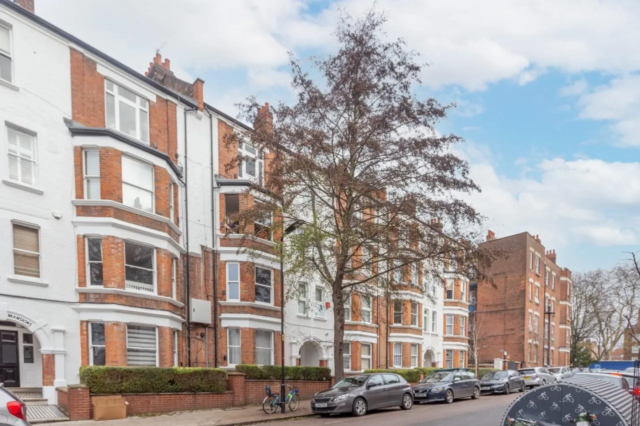 1 bed flat for sale — Carlton Mansions, Holmleigh Road, London, N16