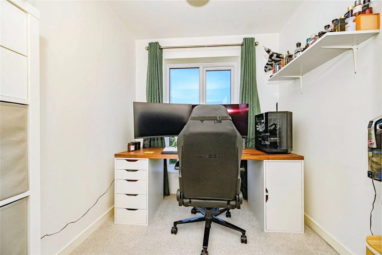 Tilling Green, Dunstable, Bedfordshire, LU5, photo 9