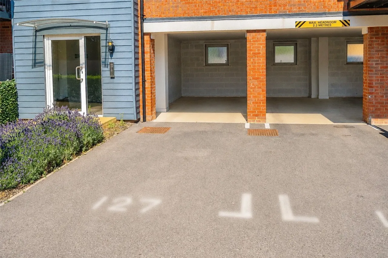 Tilling Green, Dunstable, Bedfordshire, LU5, photo 12