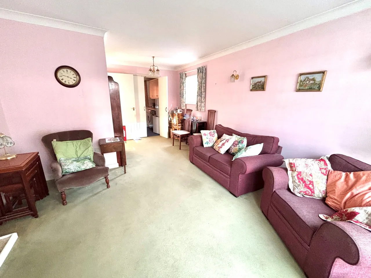 Fairhaven Court, Fairhaven Surrey Egham, TW20, photo 3