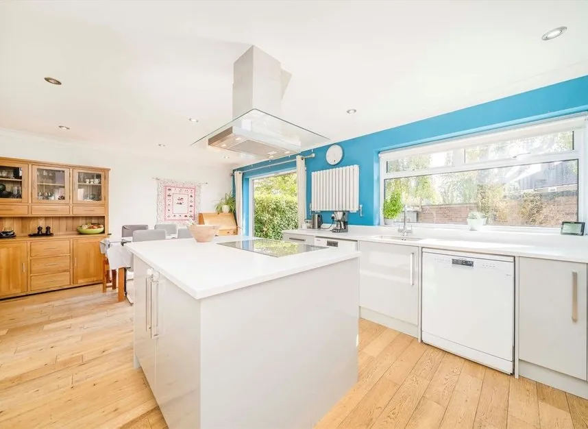 Rickards Close, Surbiton, KT6, photo 3