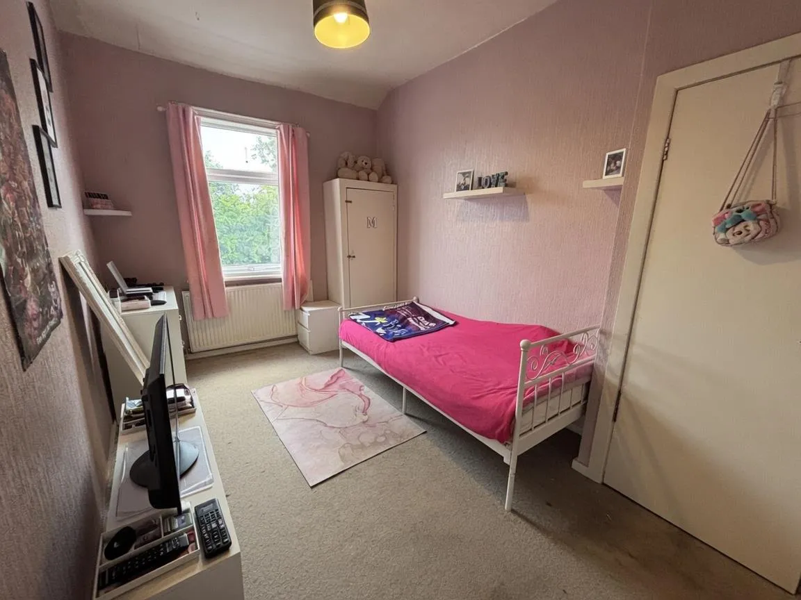 Cansfield Grove, Wigan, WN4, photo 7