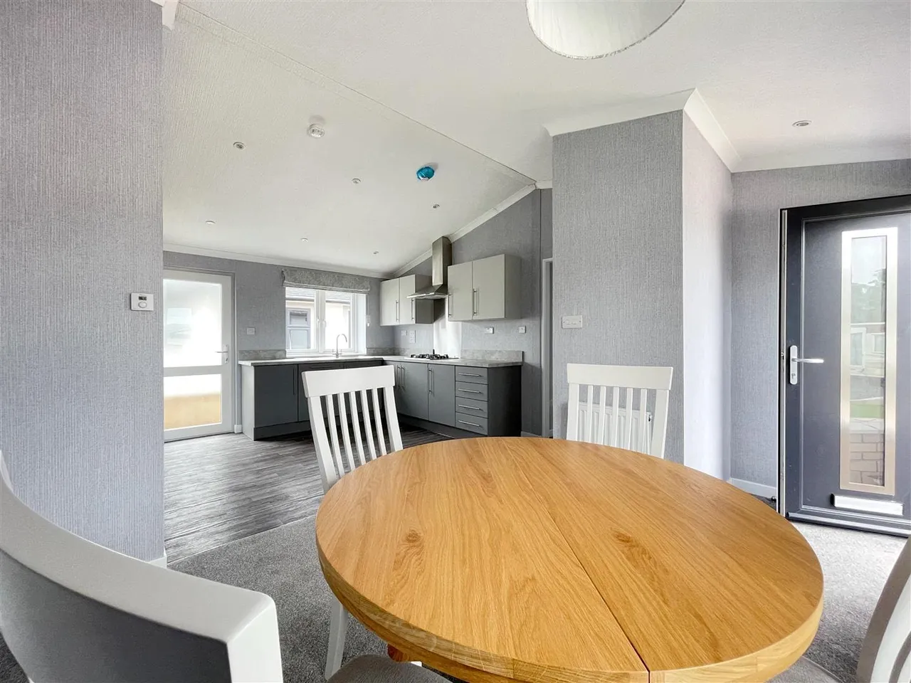 Cot Castle Park, Stonehouse, Larkhall, ML9 3PA, photo 30