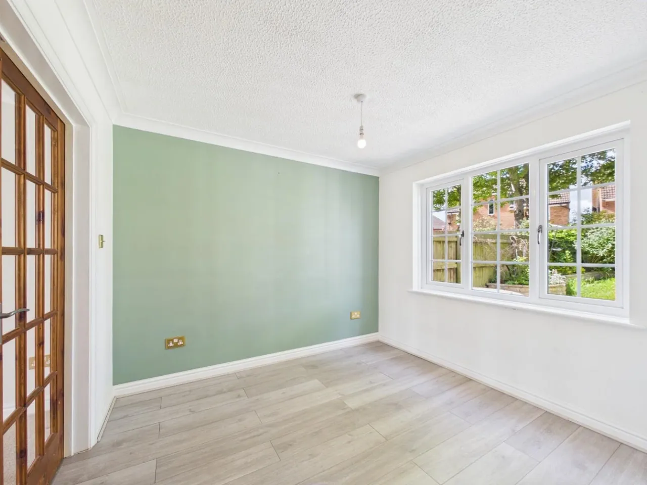 Salisbury Drive, Bracebridge Heath, photo 4