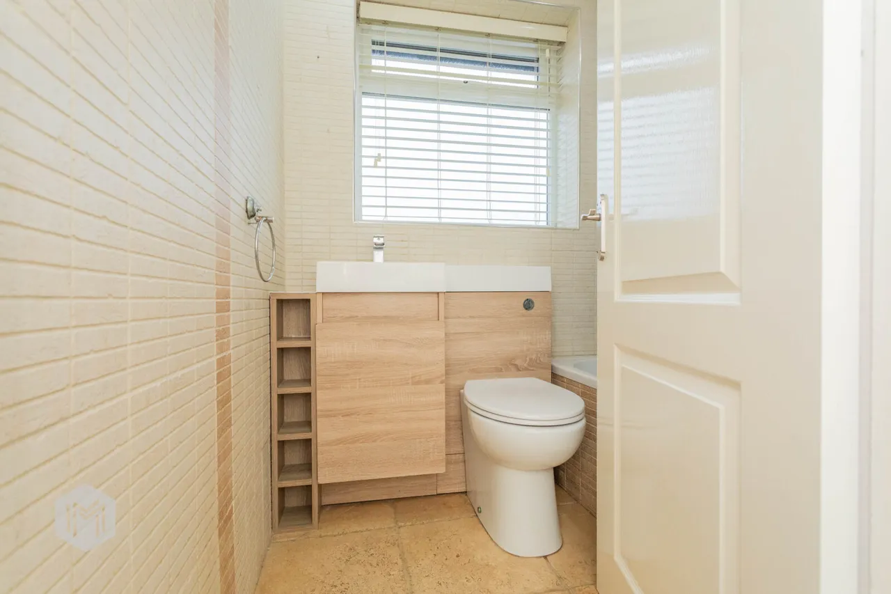 418a Plodder Lane, Farnworth, Bolton, BL4 0JT, photo 24