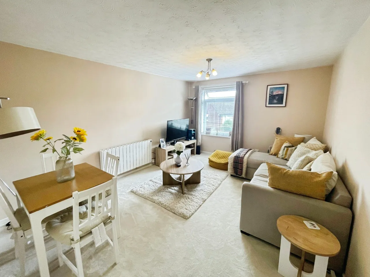 Cowslip Bank, Lychpit, Basingstoke, Basingstoke, RG24 8RR, photo 2