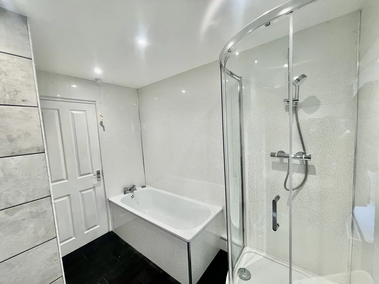 Brookhill Road, Woolwich, SE18, photo 3