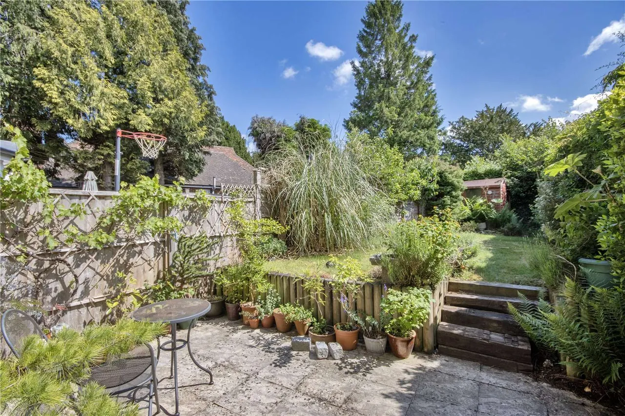 Westerham Road, Sevenoaks, Kent, TN13 2PX, photo 4