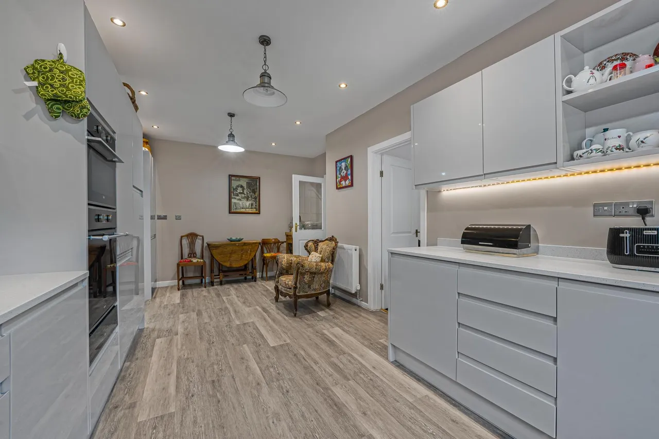Tanglewood Close, Lisvane, CF14, photo 9