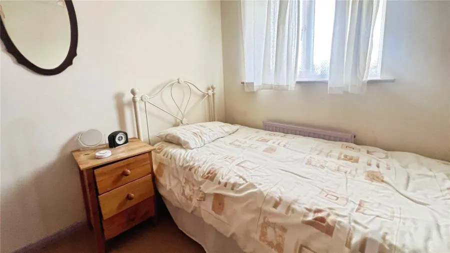 Suffolk Close, Wokingham, RG41, photo 8