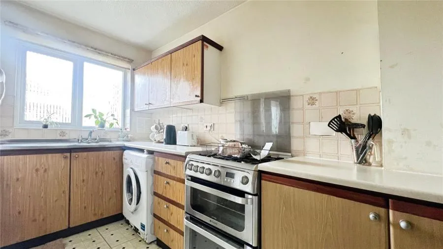 Suffolk Close, Wokingham, RG41, photo 4