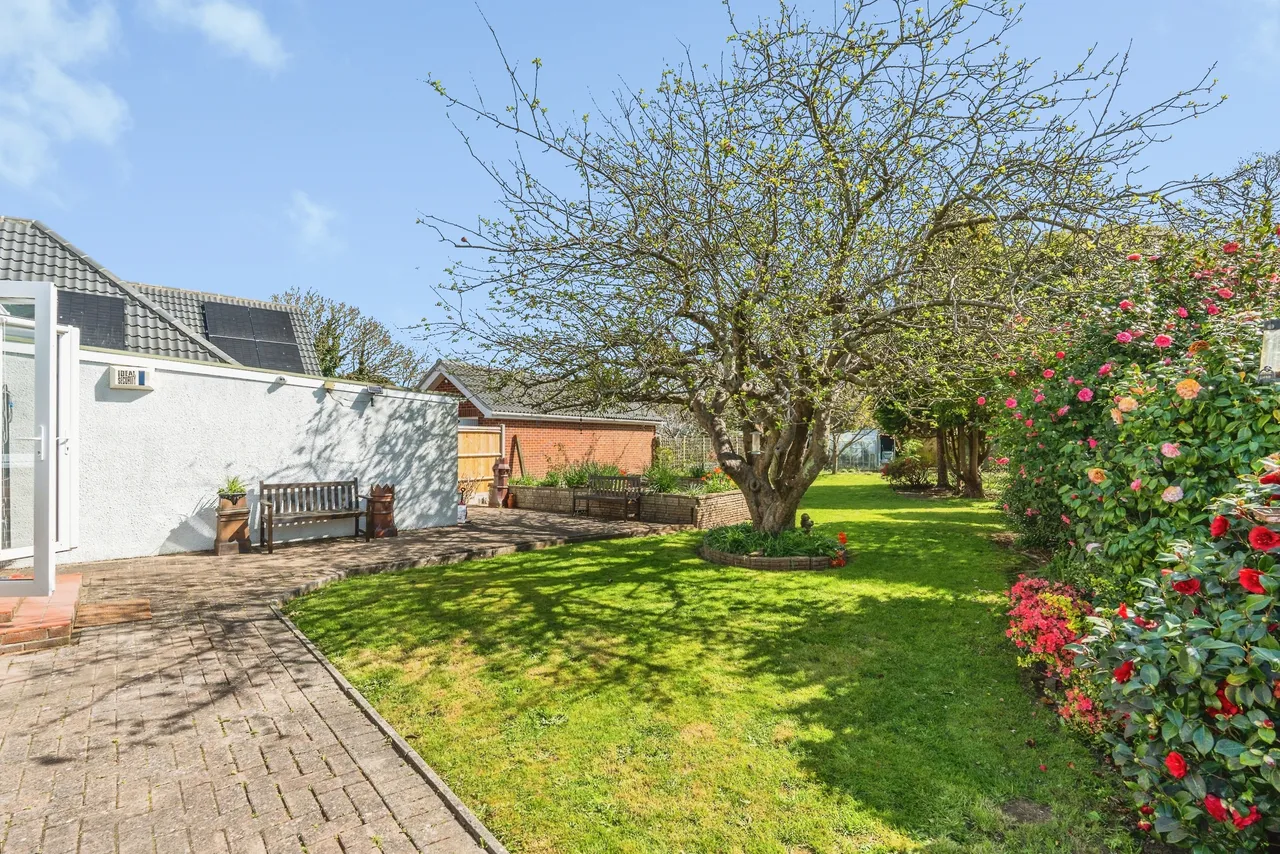 Walkers Lane South, Southampton, SO45, photo 18