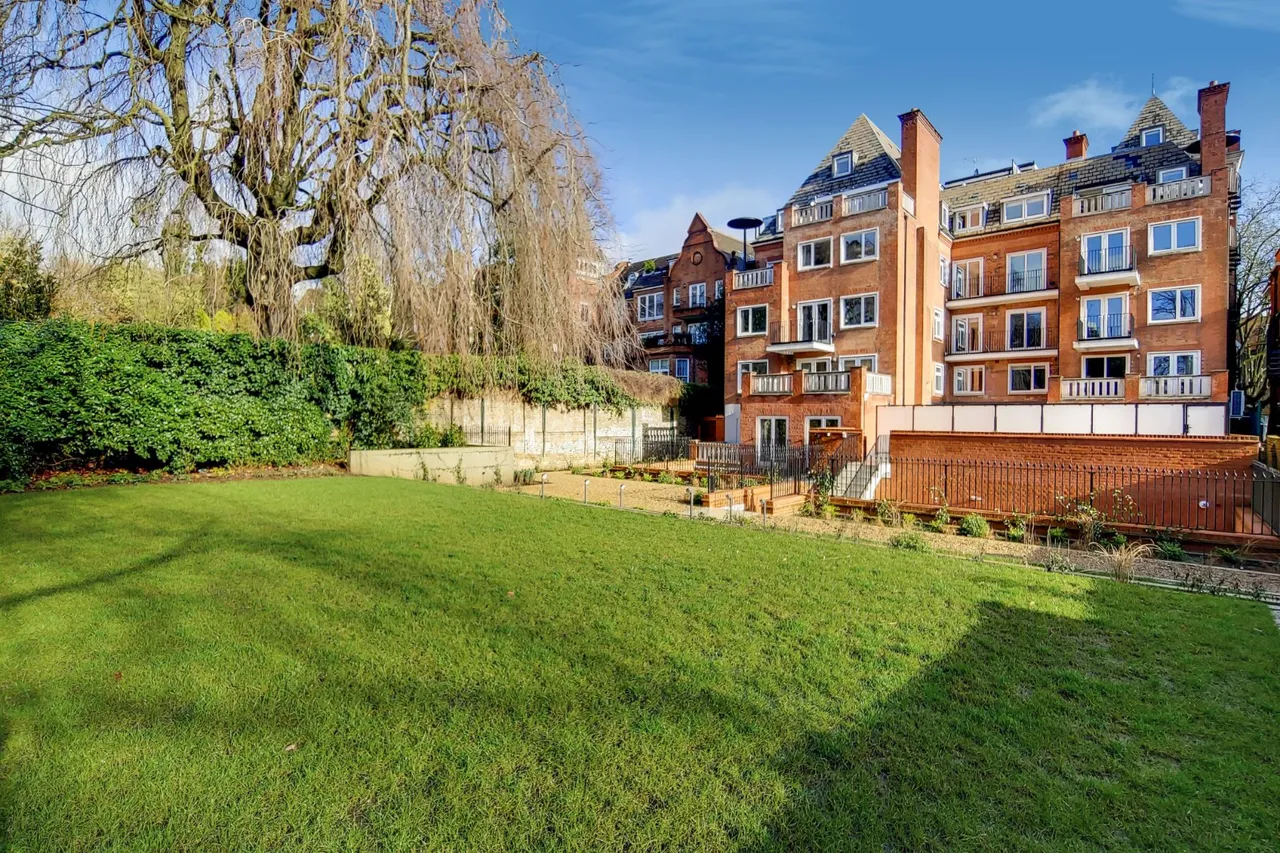 Fitzjohns Avenue, London, NW3 6PH, photo 7