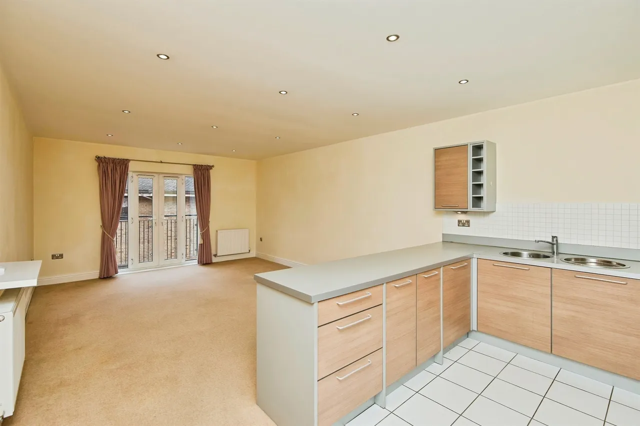 Priory Heights Court, Derby, DE23, photo 13