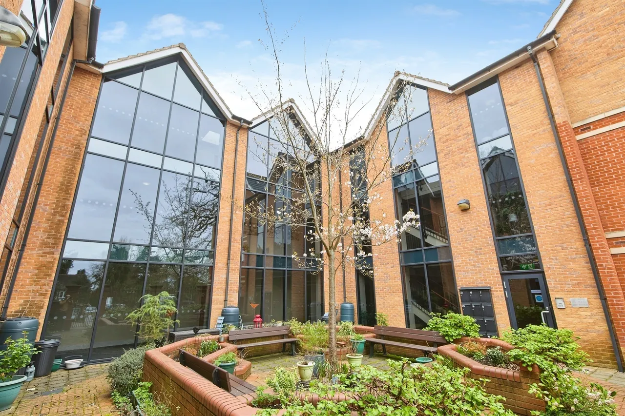 Priory Heights Court, Derby, DE23, photo 12