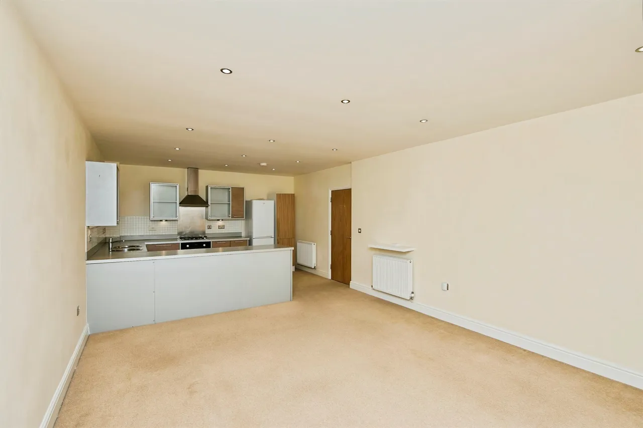 Priory Heights Court, Derby, DE23, photo 5