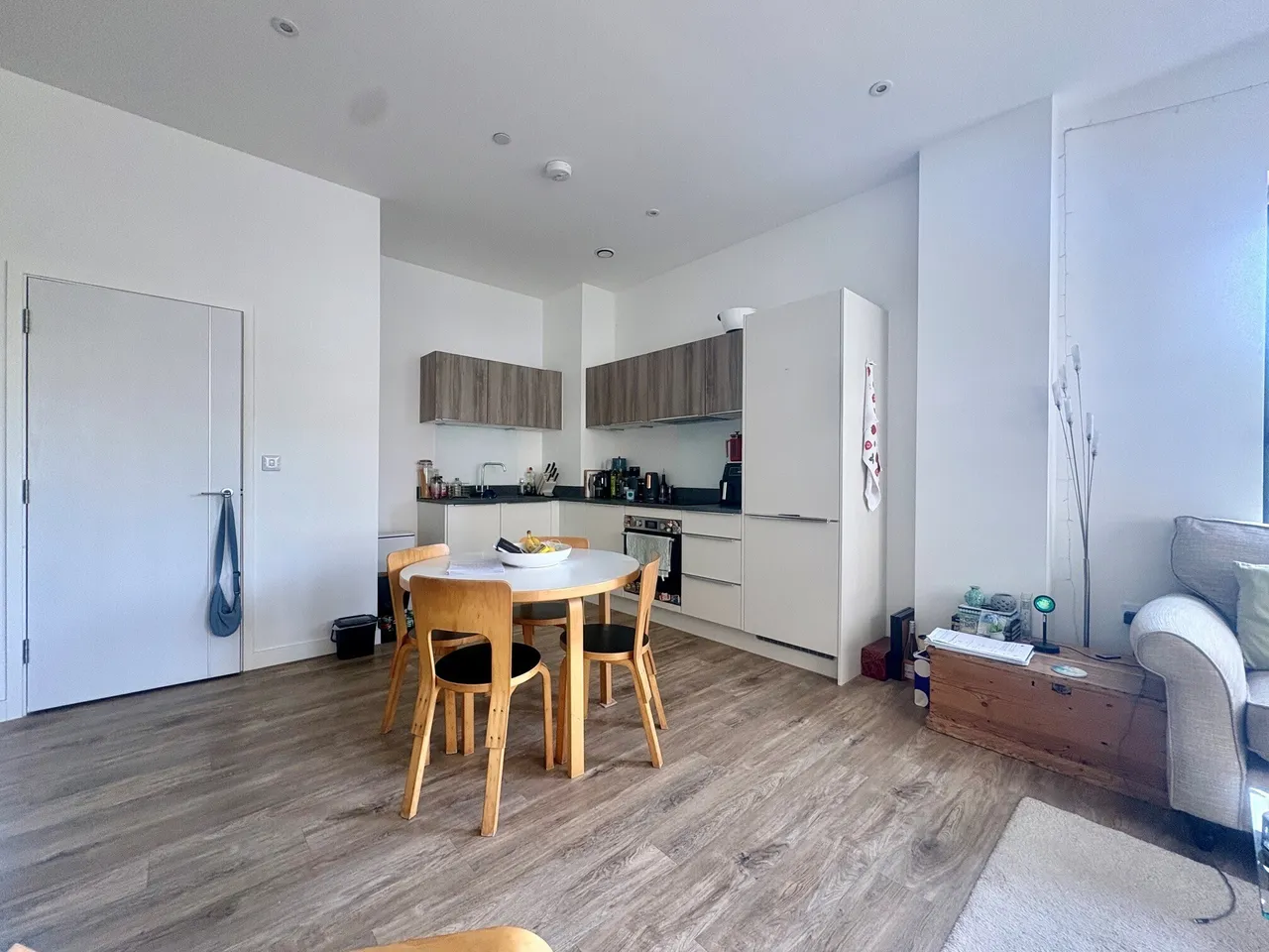 North Star Avenue, Swindon, SN2, photo 3