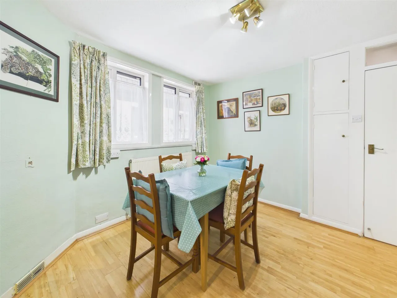 Pield Heath Road, Uxbridge, UB8 3NQ, photo 4