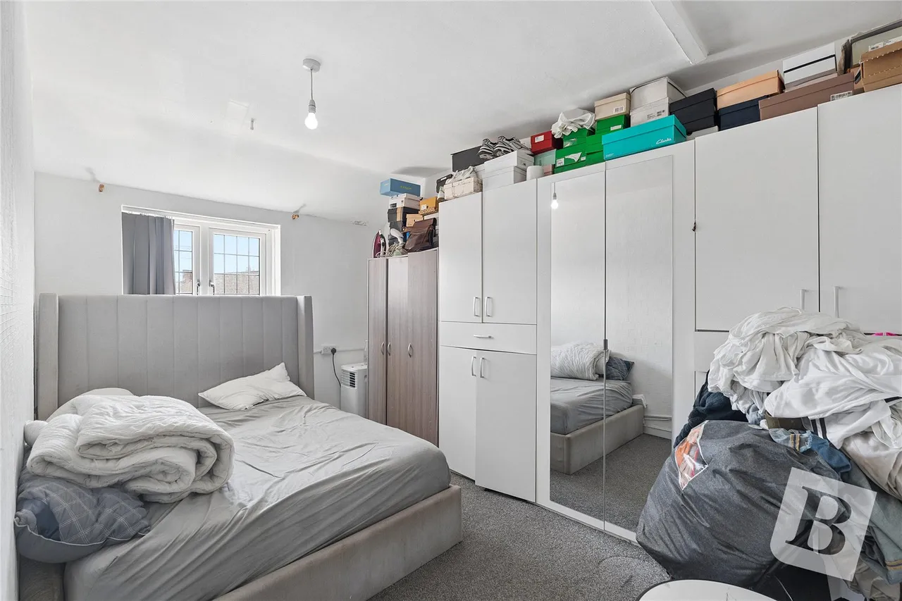Rowdowns Road, Dagenham, RM9, photo 7