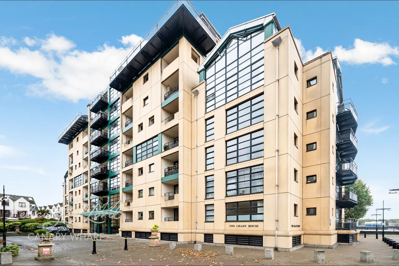 Burrells Wharf Square, London, E14, photo 4