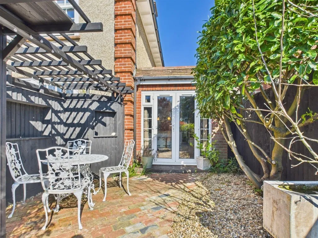 Eastbourne Road, Seaford, BN25, photo 10