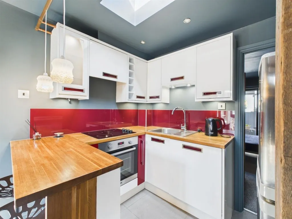Eastbourne Road, Seaford, BN25, photo 4