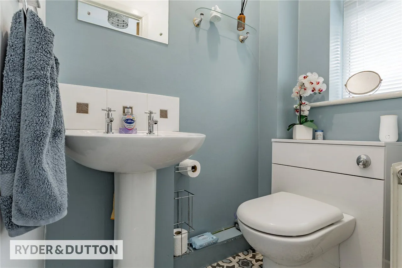 Chiltern Drive, Royton, OL2, photo 8