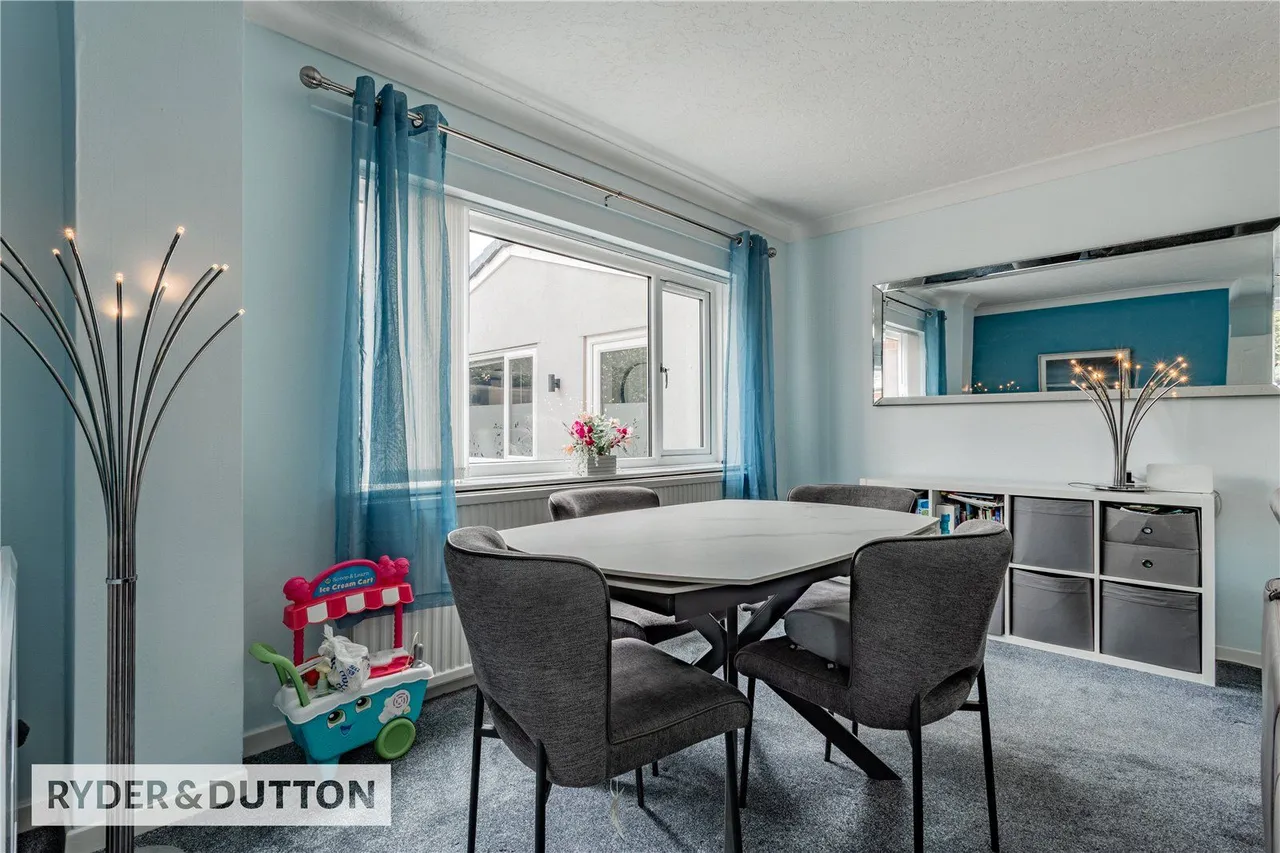 Chiltern Drive, Royton, OL2, photo 4