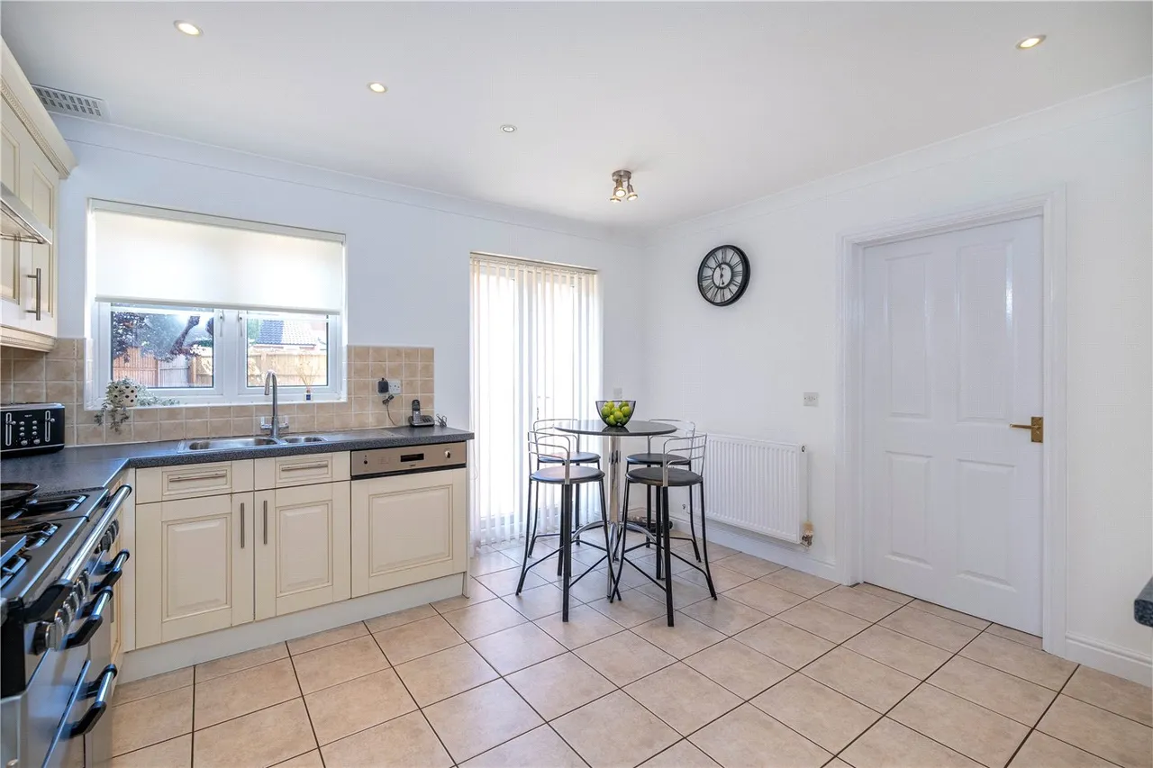 Poppy Place, Bourne, PE10, photo 3