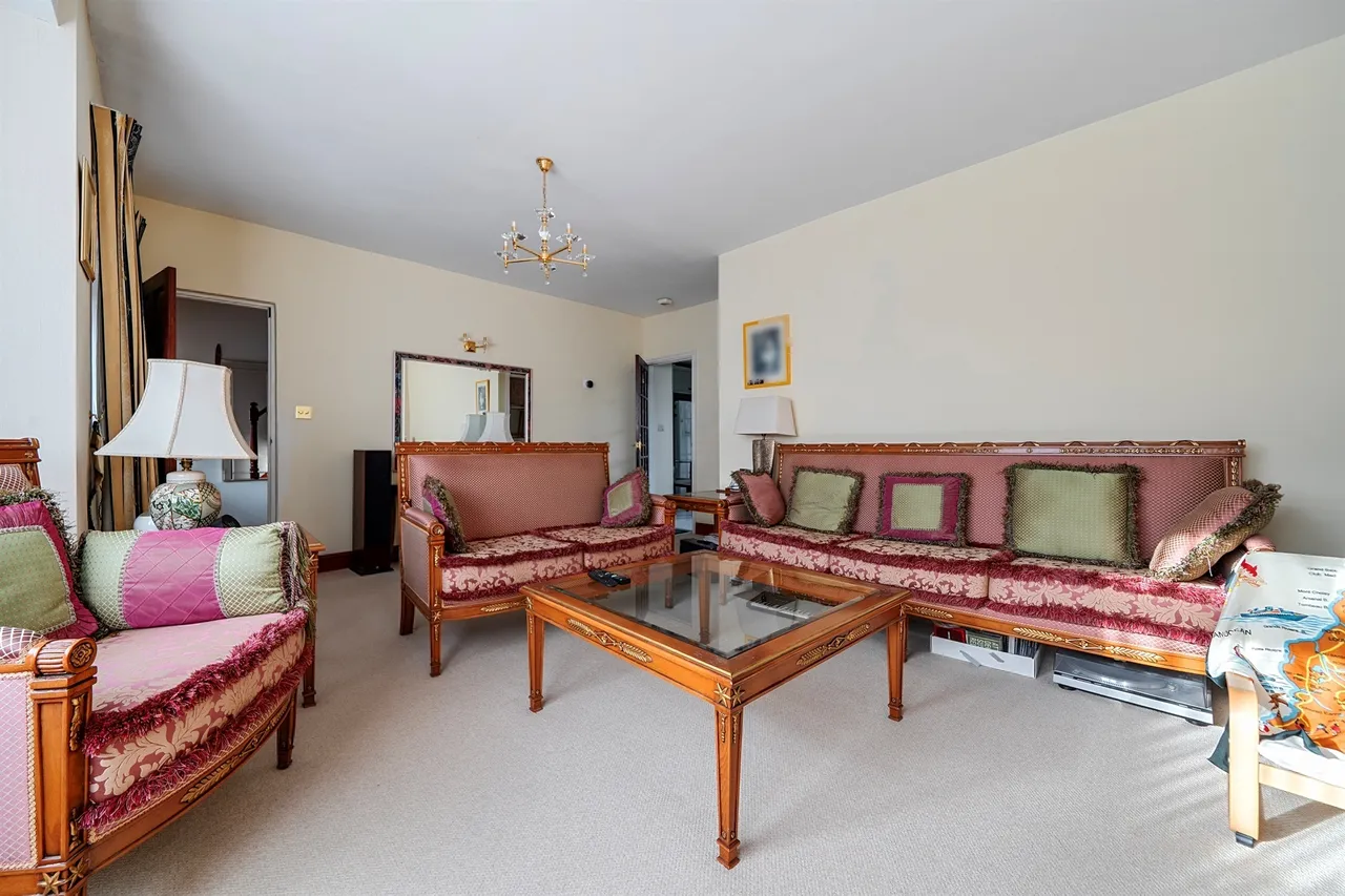 Parsonage Lane, Enfield, EN2, photo 8