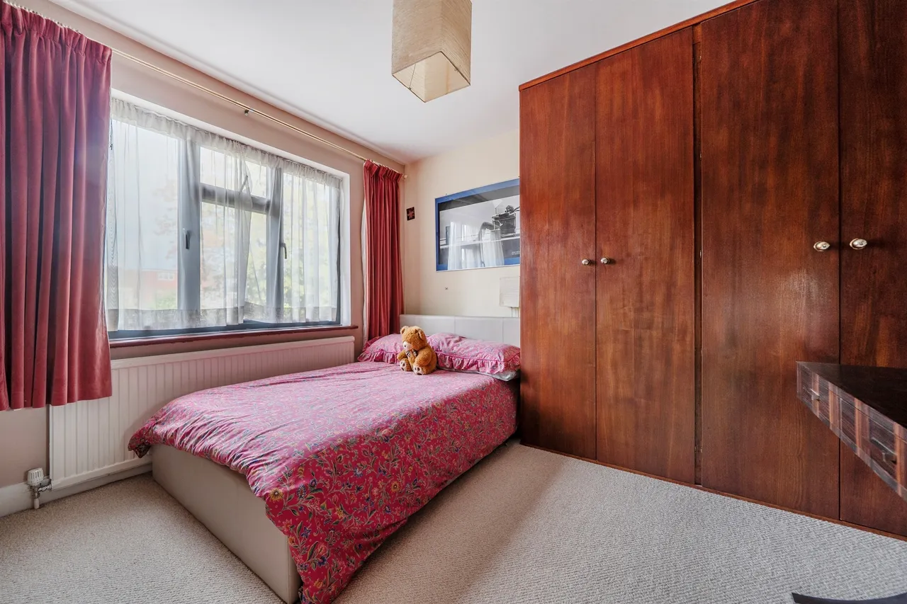 Parsonage Lane, Enfield, EN2, photo 12
