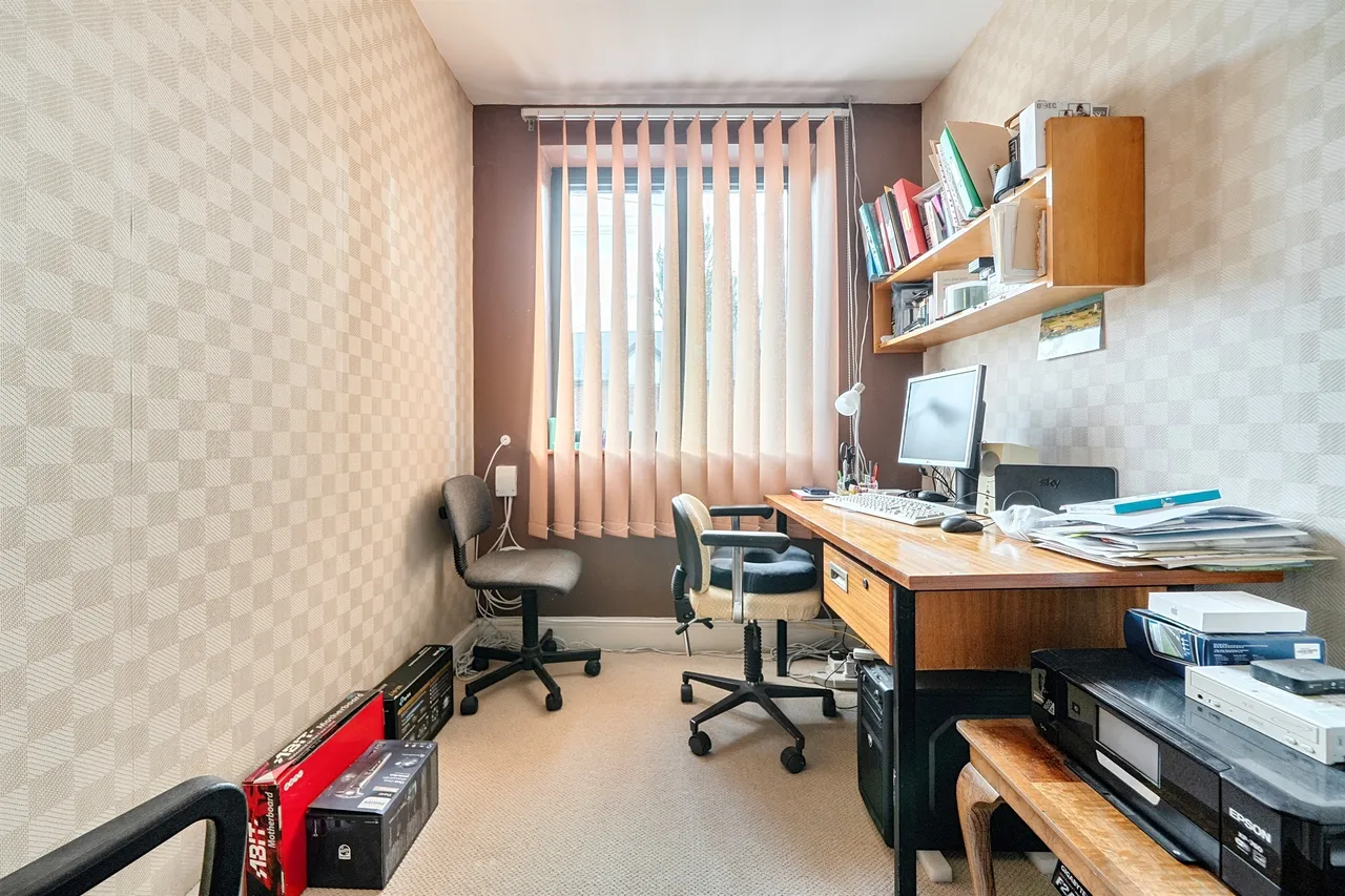 Parsonage Lane, Enfield, EN2, photo 14