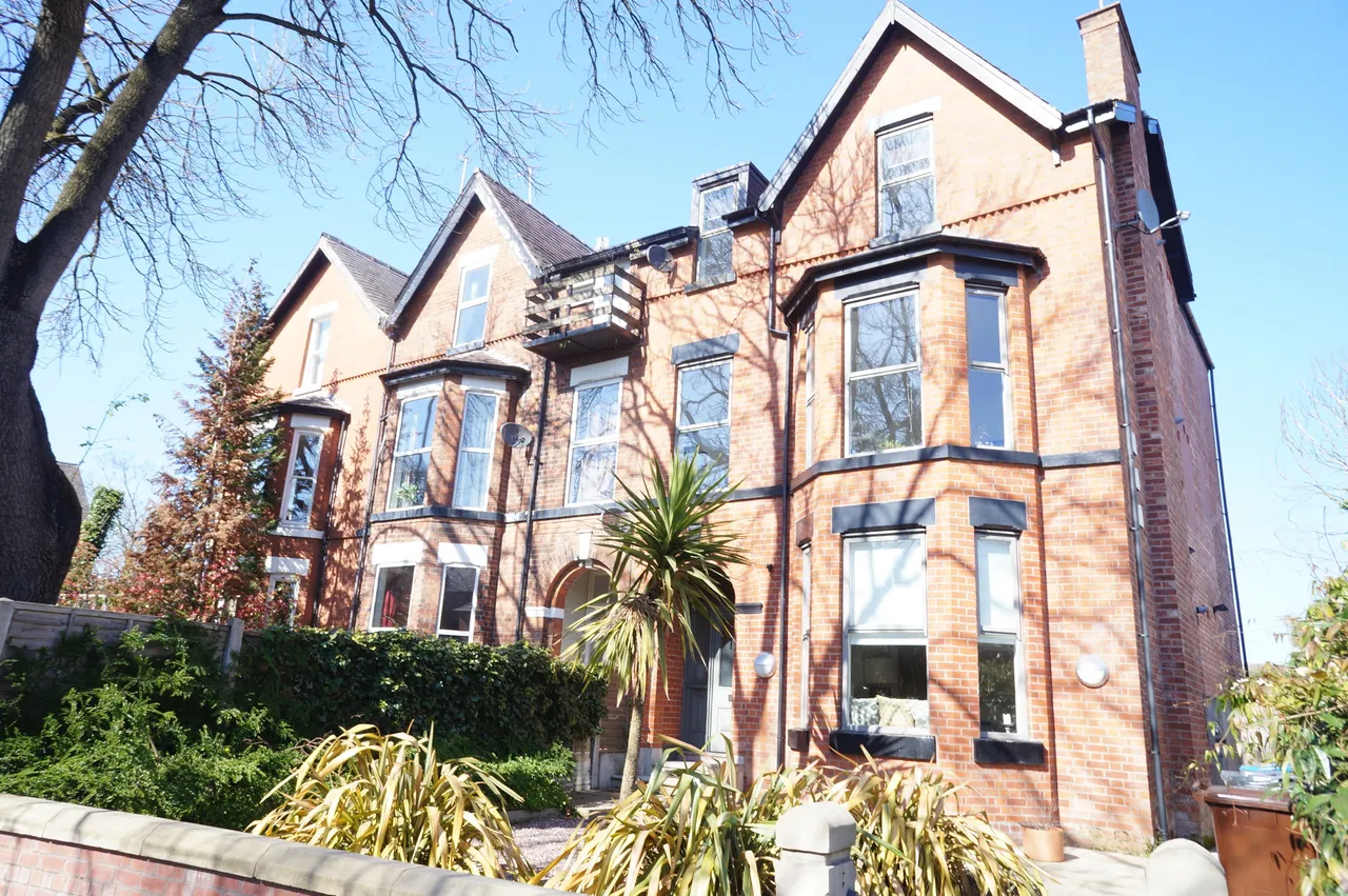 2 bed flat to rent — Barlow Moor Road, West Didsbury, M20 2PU