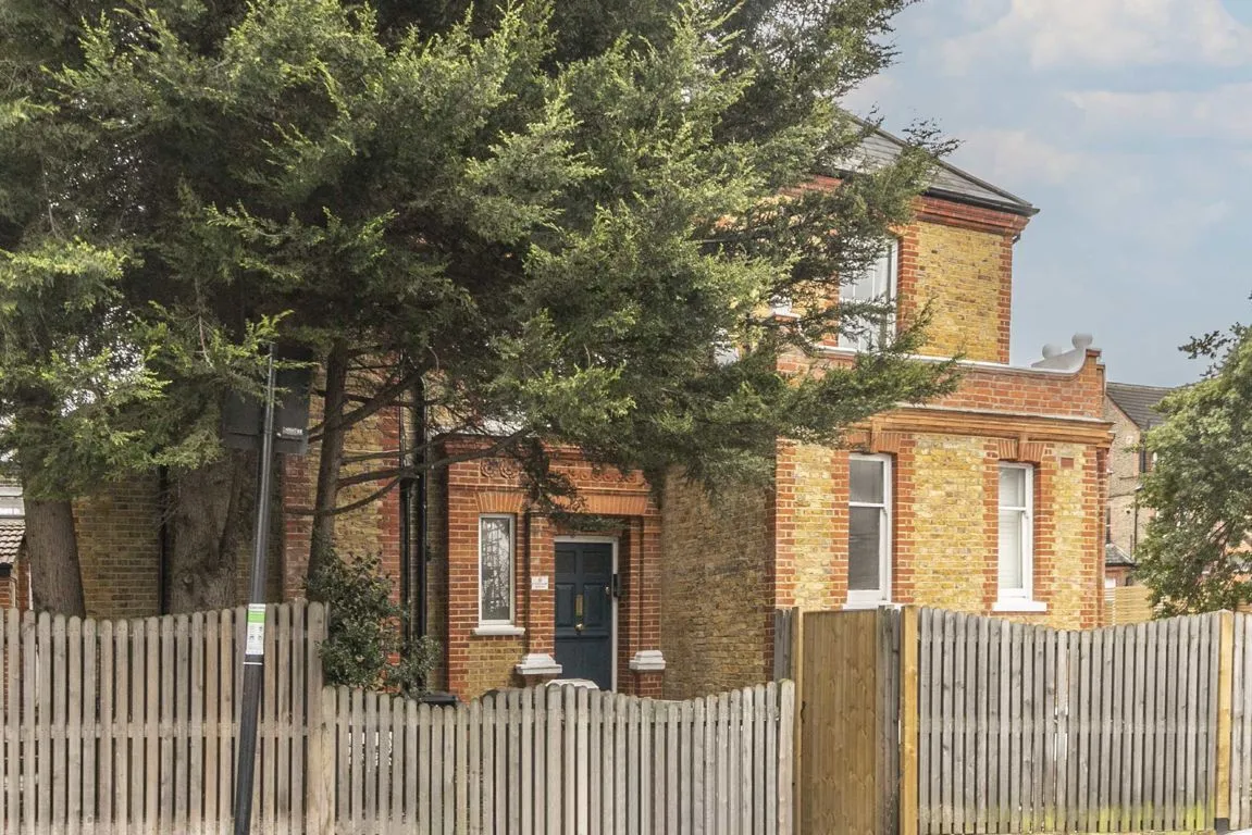 1 bed flat to rent, Thornton Avenue, SW2