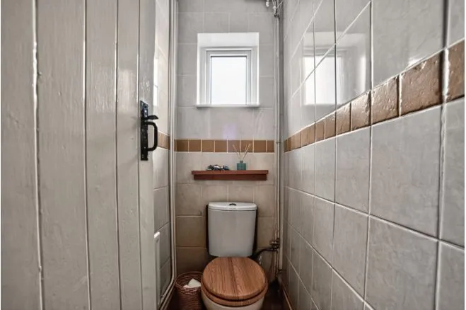Orchard Road, Marlborough, SN8, photo 15