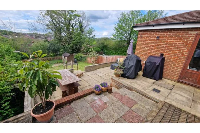 Orchard Road, Marlborough, SN8, photo 34