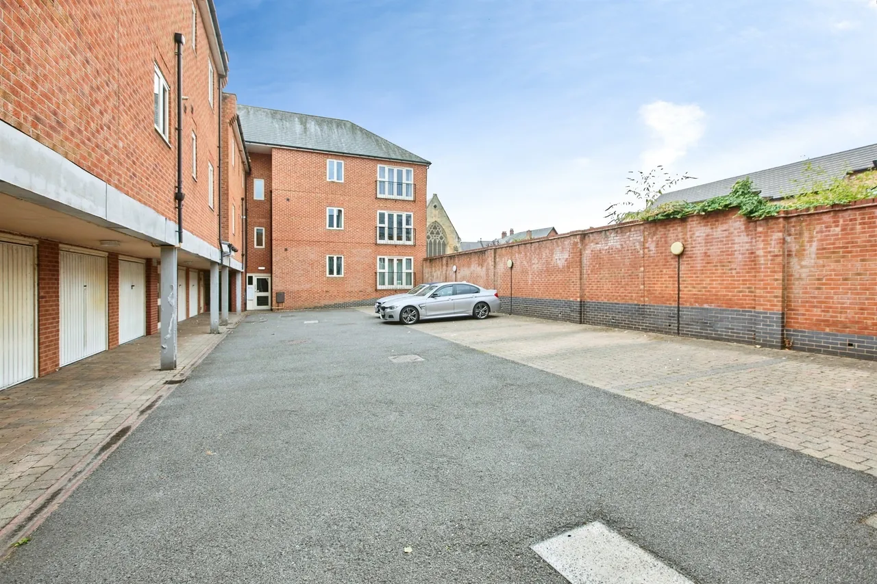 The School Yard, Derby, DE1, photo 15